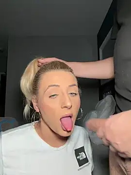 Strongqueen online show from 10/29/25, 08:43