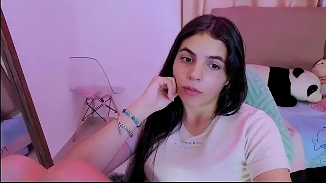  elenna online show from 04/16/26, 09:39