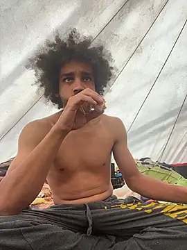 Snapshot of Mrvanillaa chatting on 04/02/26, 09:45 Mrvanillaa online show from 04/02/26, 09:45