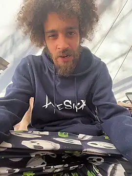 Snapshot of Mrvanillaa chatting on 04/05/26, 09:34 Mrvanillaa online show from 04/05/26, 09:34