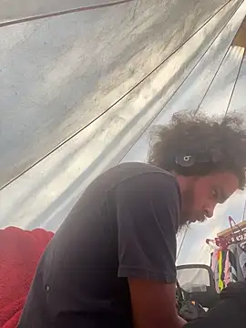 Snapshot of Mrvanillaa chatting on 04/10/26, 11:20 Mrvanillaa online show from 04/10/26, 11:20