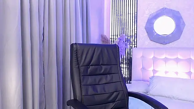 Snapshot of Jessie_williams chatting on 03/23/26, 03:16 Jessie williams online show from 03/23/26, 03:16