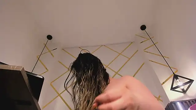 Snapshot of _rebecca1 chatting on 03/25/26, 01:11 rebecca1 online show from 03/25/26, 01:11