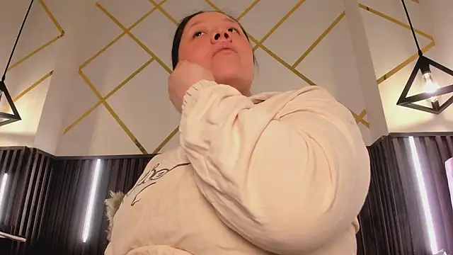 Snapshot of _rebecca1 chatting on 04/13/26, 01:44 rebecca1 online show from 04/13/26, 01:44