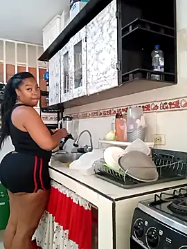 laqquishax online show from 10/21/25, 04:08