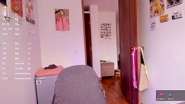 linda giggle online show from 03/14/26, 02:55