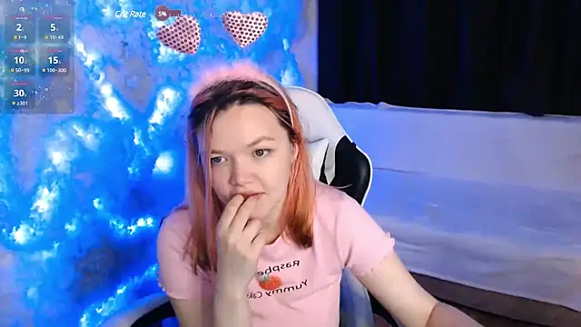 Snapshot of mary_lunar chatting on 02/23/25, 01:13 mary lunar online show from 02/23/25, 01:13