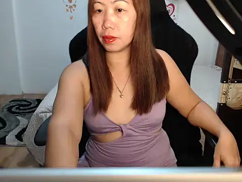 Snapshot of SweetAsian_Jojo69 chatting on 04/10/26, 10:14 SweetAsian Jojo69 online show from 04/10/26, 10:14