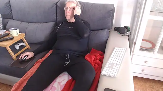 Nudelschwanz online show from 02/04/25, 02:10