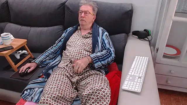 Nudelschwanz online show from 02/06/25, 07:24