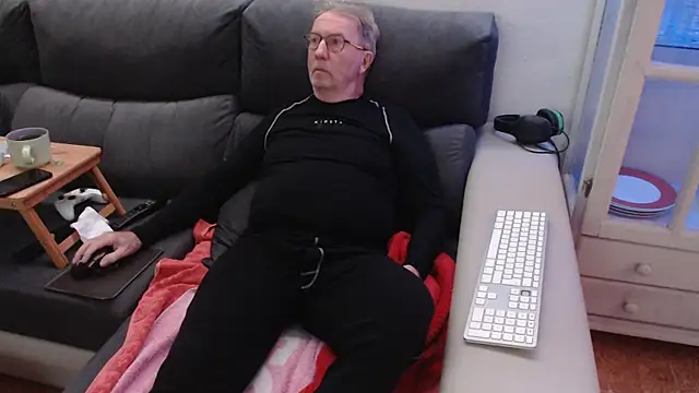 Nudelschwanz online show from 02/06/25, 08:13