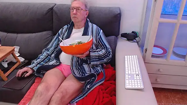 Nudelschwanz online show from 02/08/25, 06:01