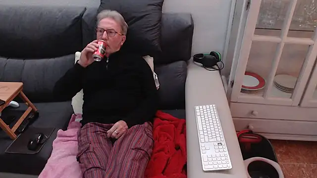 Nudelschwanz online show from 02/22/25, 09:04