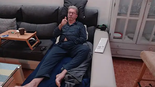 Nudelschwanz online show from 02/27/25, 04:09