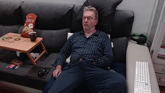 Nudelschwanz online show from 03/10/25, 03:45