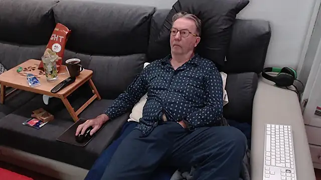 Nudelschwanz online show from 03/11/25, 03:16