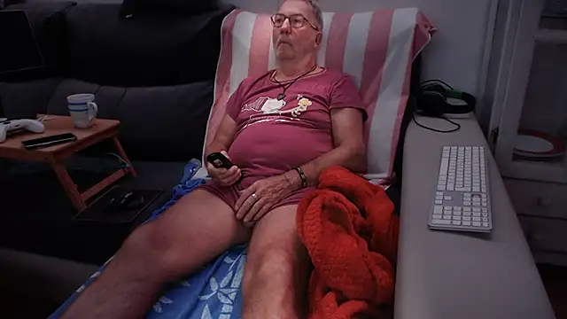 Nudelschwanz online show from 10/10/25, 03:05