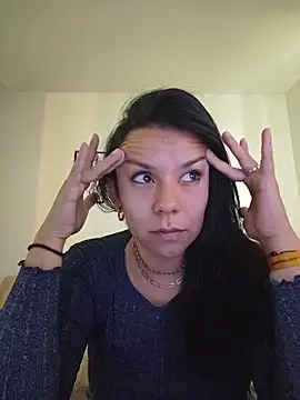 Snapshot of Amber__Davis chatting on 04/17/26, 12:52 Amber Davis online show from 04/17/26, 12:52