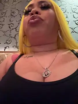 Snapshot of ThickAssRena chatting on 03/09/26, 12:25 ThickAssRena online show from 03/09/26, 12:25