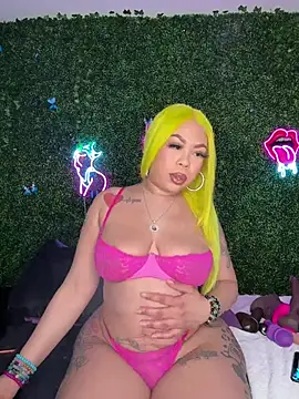 Snapshot of ThickAssRena chatting on 04/08/26, 09:42 ThickAssRena online show from 04/08/26, 09:42