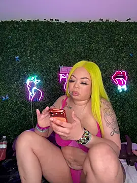 Snapshot of ThickAssRena chatting on 04/08/26, 09:48 ThickAssRena online show from 04/08/26, 09:48