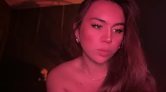 Snapshot of Mistress_supreme chatting on 02/16/25, 06:43 Mistress supreme online show from 02/16/25, 06:43