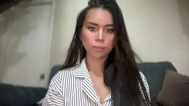 Snapshot of Mistress_supreme chatting on 02/01/26, 10:03 Mistress supreme online show from 02/01/26, 10:03