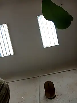 Snapshot of Office_Albertina chatting on 01/18/26, 10:13 Office Albertina online show from 01/18/26, 10:13