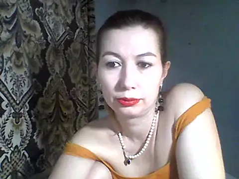 Snapshot of Olesja chatting on 02/26/25, 07:27 Olesja online show from 02/26/25, 07:27
