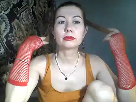 Snapshot of Olesja chatting on 03/02/25, 05:58 Olesja online show from 03/02/25, 05:58