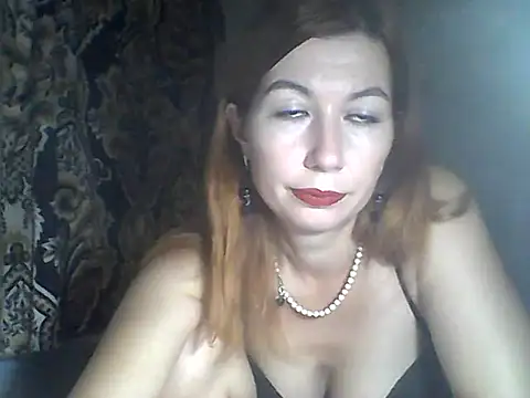 Snapshot of Olesja chatting on 10/10/25, 05:23 Olesja online show from 10/10/25, 05:23