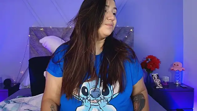 Snapshot of emmajohnss chatting on 03/14/25, 03:48 emmajohnss online show from 03/14/25, 03:48