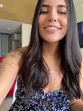 Snapshot of DaphneUwu chatting on 12/03/24, 05:23 DaphneUwu online show from 12/03/24, 05:23