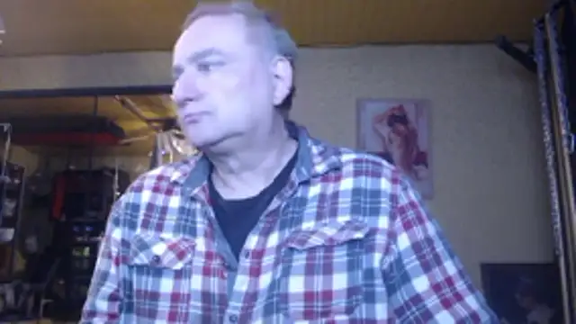 Snapshot of jeanlulu chatting on 12/14/25, 08:57 jeanlulu online show from 12/14/25, 08:57