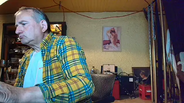 jeanlulu online show from 05/16/26, 07:56