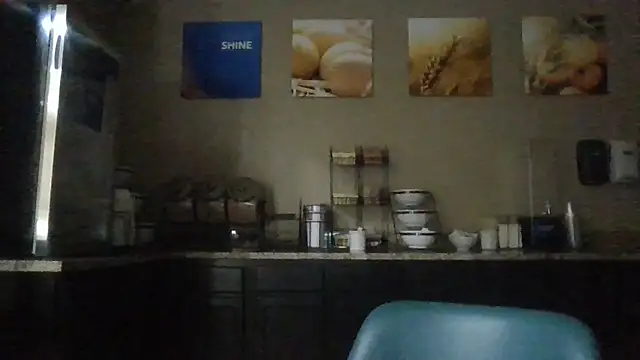 Snapshot of Hornybbw1978 chatting on 12/03/24, 06:37 Hornybbw1978 online show from 12/03/24, 06:37