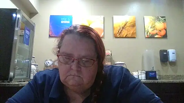 Snapshot of Hornybbw1978 chatting on 12/13/24, 06:53 Hornybbw1978 online show from 12/13/24, 06:53