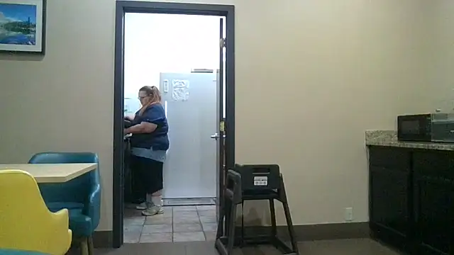 Snapshot of Hornybbw1978 chatting on 09/15/25, 05:40 Hornybbw1978 online show from 09/15/25, 05:40