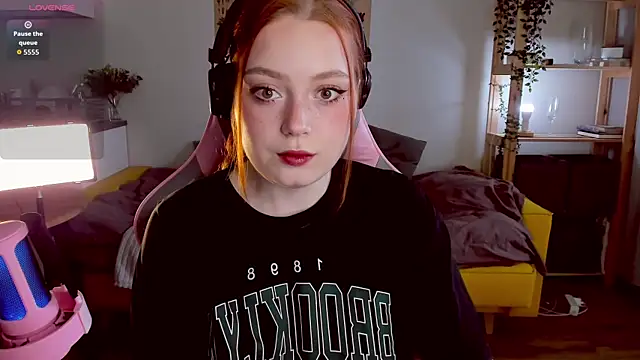 Sofy Benson online show from 09/26/25, 11:14