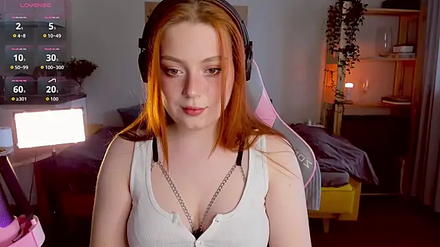 Sofy Benson online show from 10/13/25, 08:36