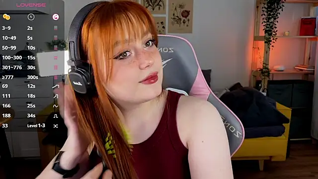 Snapshot of Sofy_Benson chatting on 03/06/26, 01:51 Sofy Benson online show from 03/06/26, 01:51