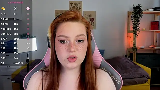 Snapshot of Sofy_Benson chatting on 03/23/26, 01:04 Sofy Benson online show from 03/23/26, 01:04