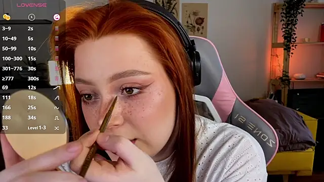 Snapshot of Sofy_Benson chatting on 03/27/26, 12:38 Sofy Benson online show from 03/27/26, 12:38