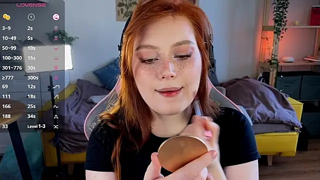 Snapshot of Sofy_Benson chatting on 03/29/26, 12:27 Sofy Benson online show from 03/29/26, 12:27