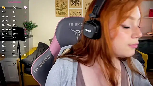 Snapshot of Sofy_Benson chatting on 04/20/26, 02:20 Sofy Benson online show from 04/20/26, 02:20