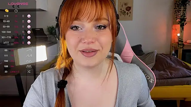 Snapshot of Sofy_Benson chatting on 05/29/26, 01:53 Sofy Benson online show from 05/29/26, 01:53