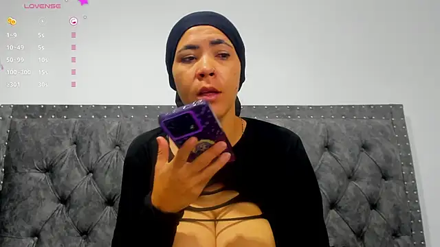 Dounia nagi online show from 02/13/25, 02:09