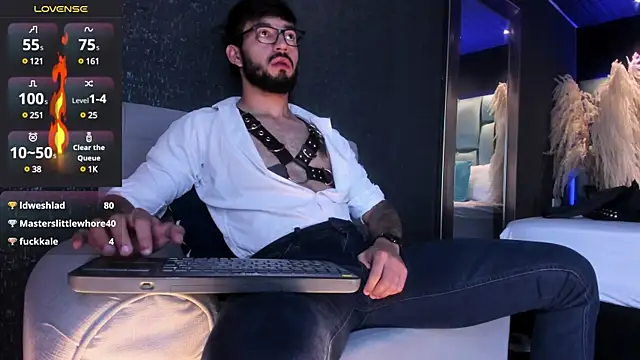 MarkWalker   online show from 03/11/25, 02:07