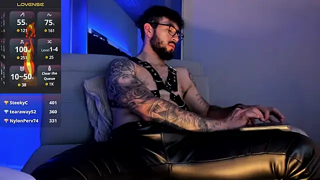 MarkWalker   online show from 03/16/25, 04:34