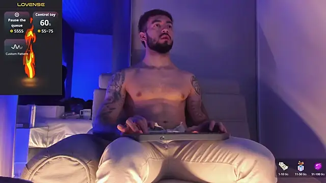 MarkWalker   online show from 11/07/25, 10:04